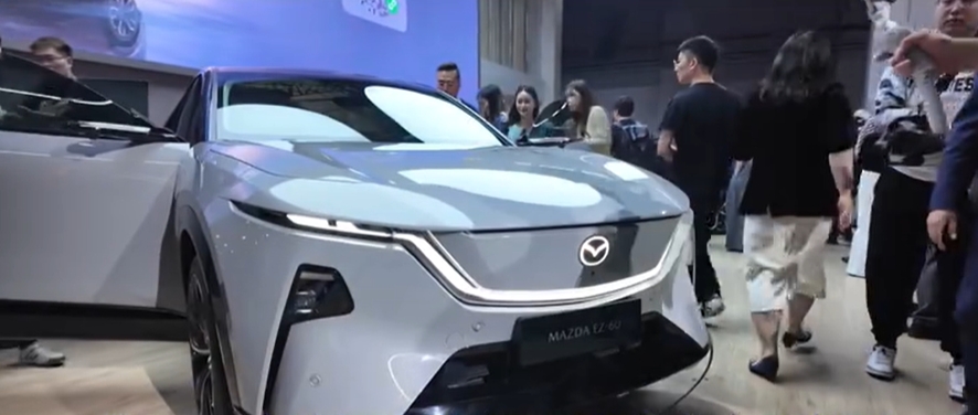 MAZDA EZ-60全球首秀 长安马自达开启全面转型新能源时代