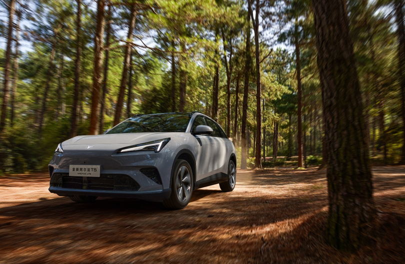 10.98万起,最像纯电的高效能增程车全新阿尔法T5上市