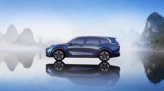 上汽通用五菱与华为深化战略合作首款车型落地