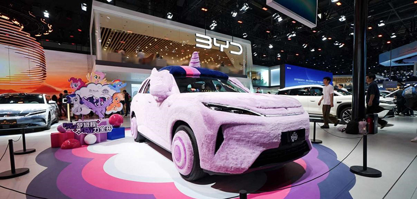 元力智趣闪充SUV，第三代元PLUS北京车展全球首发亮相