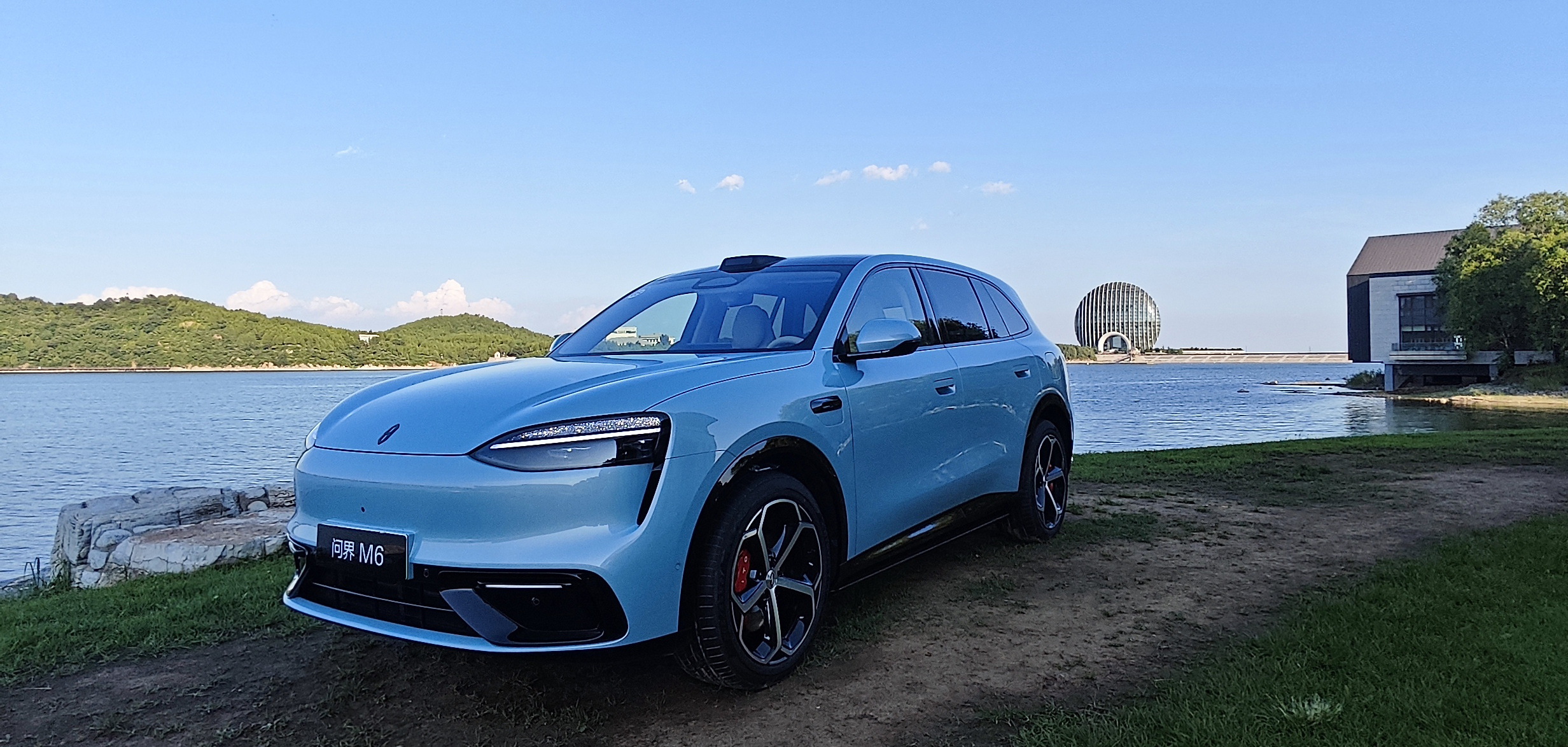 试驾问界M6：25.98万起 年轻人的全能智慧SUV